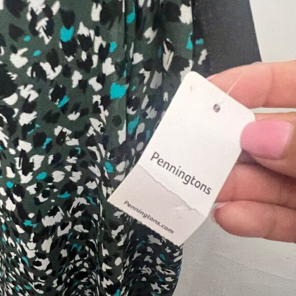 In Every Story One Piece Bathing Suit - Picture 5 of 5